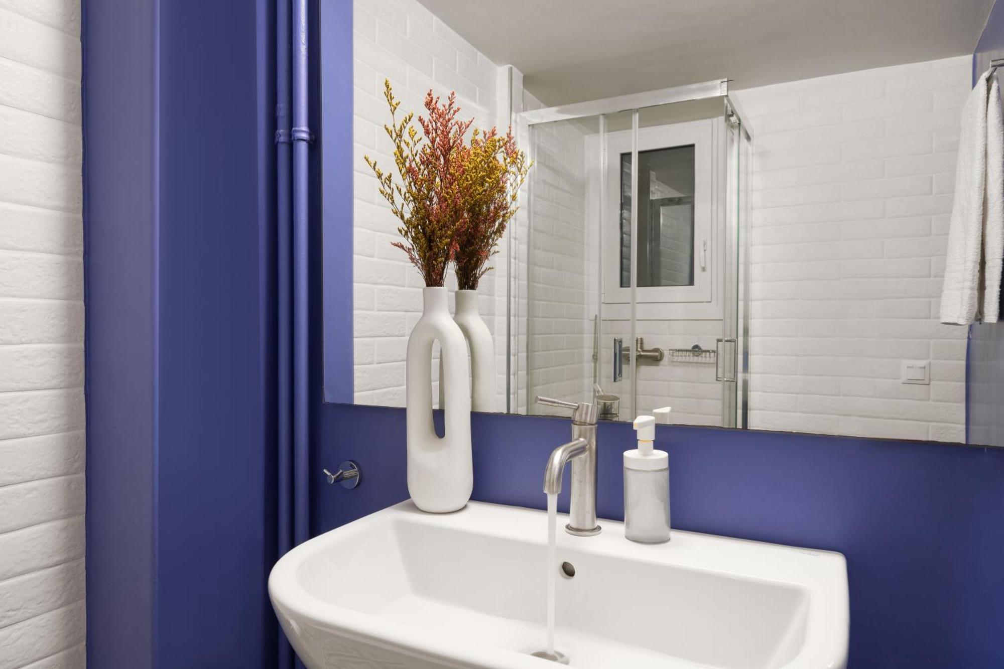 Peaceful Apartment In Neapoli, Exarcheia アテネ エクステリア 写真