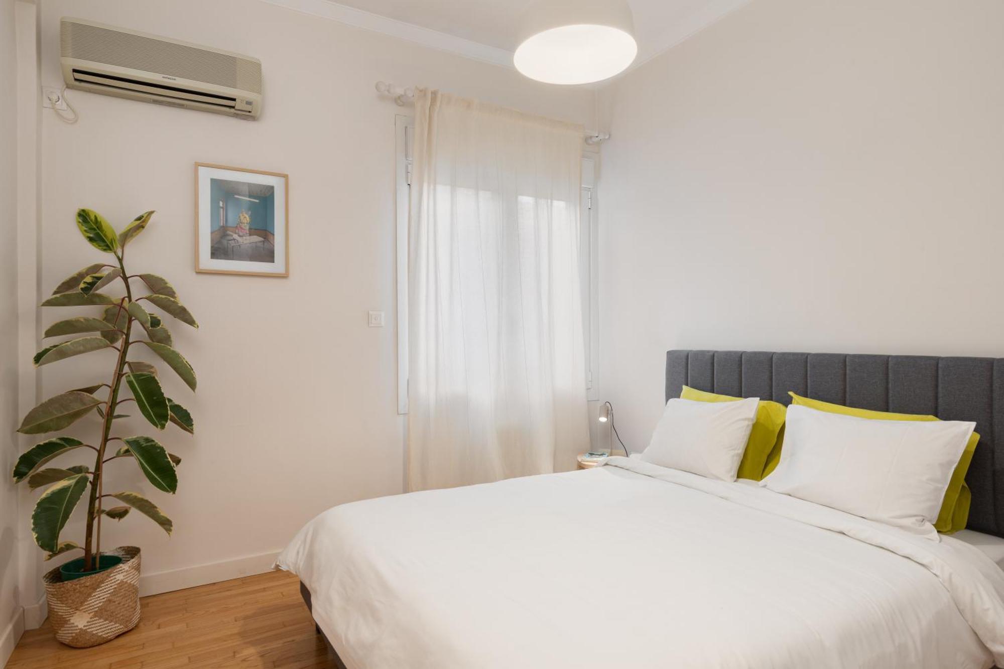 Peaceful Apartment In Neapoli, Exarcheia アテネ エクステリア 写真